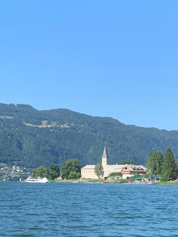 Ferienhaus Natura 2000 シュタインドルフ・アム・オシアッハー・ゼー エクステリア 写真